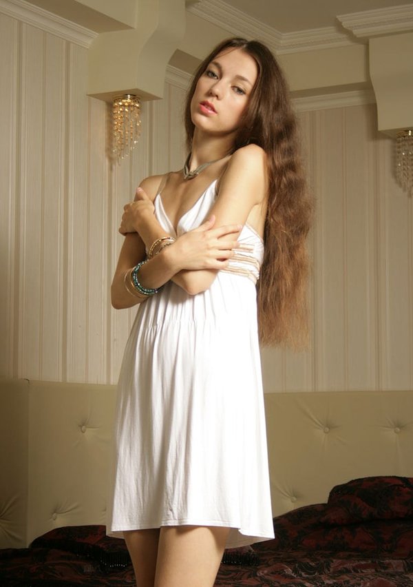 Инна, 19 лет, 2 размер груди